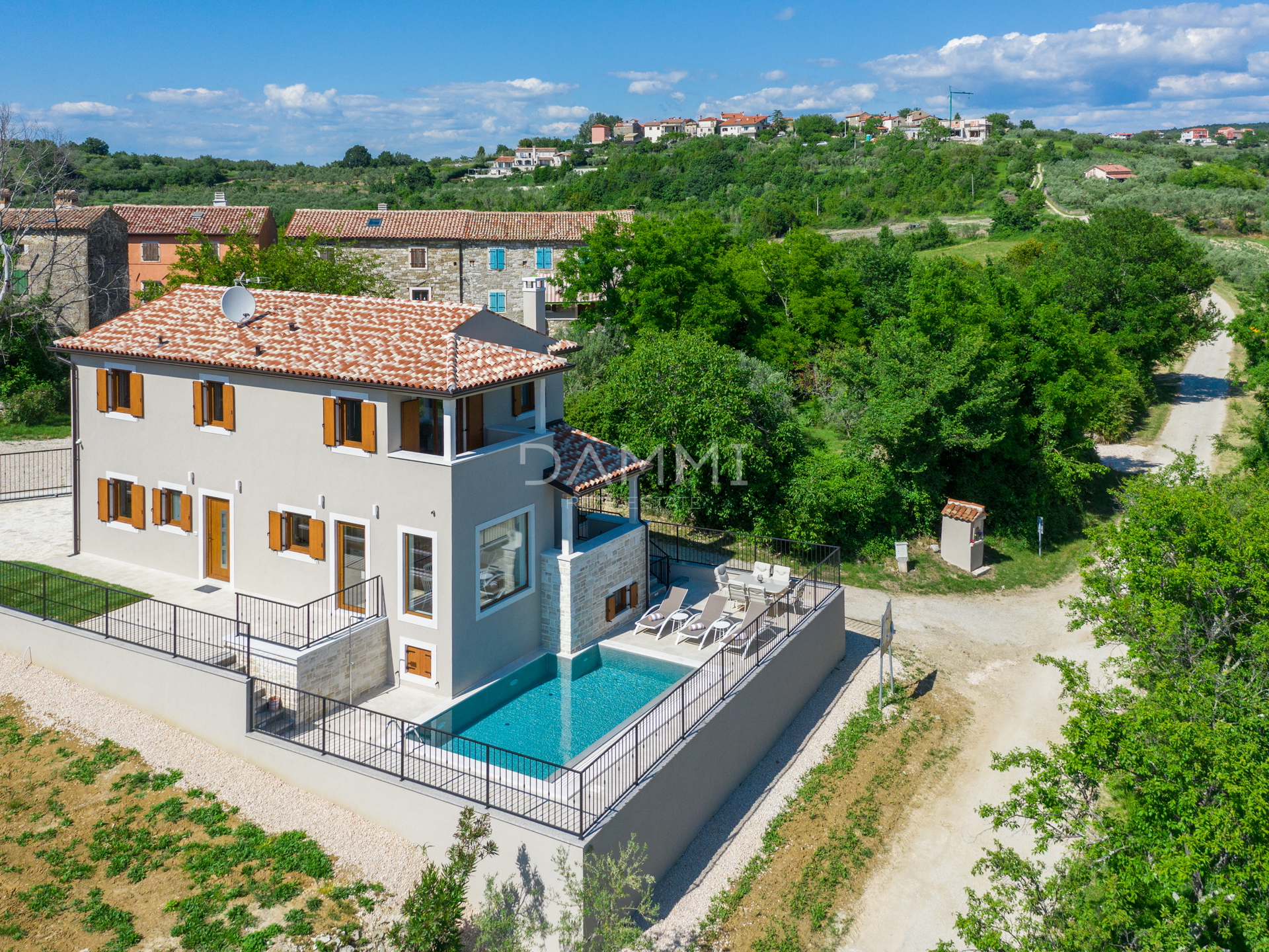 ISTRIEN, BUJE - Wunderschöne Villa mit Blick auf das Meer und die Natur